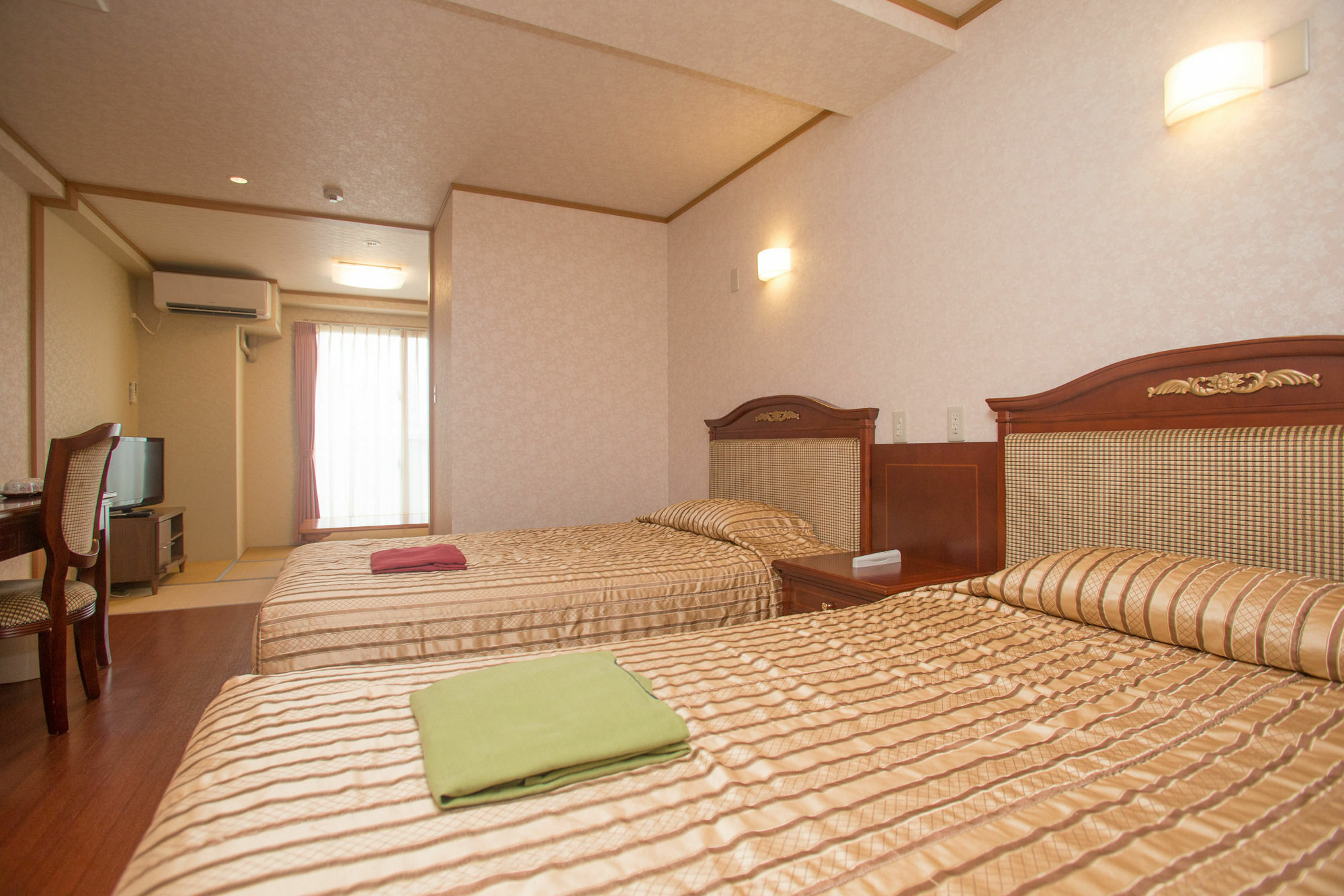 Hotel Castlevillage Miyakojima 外观 照片