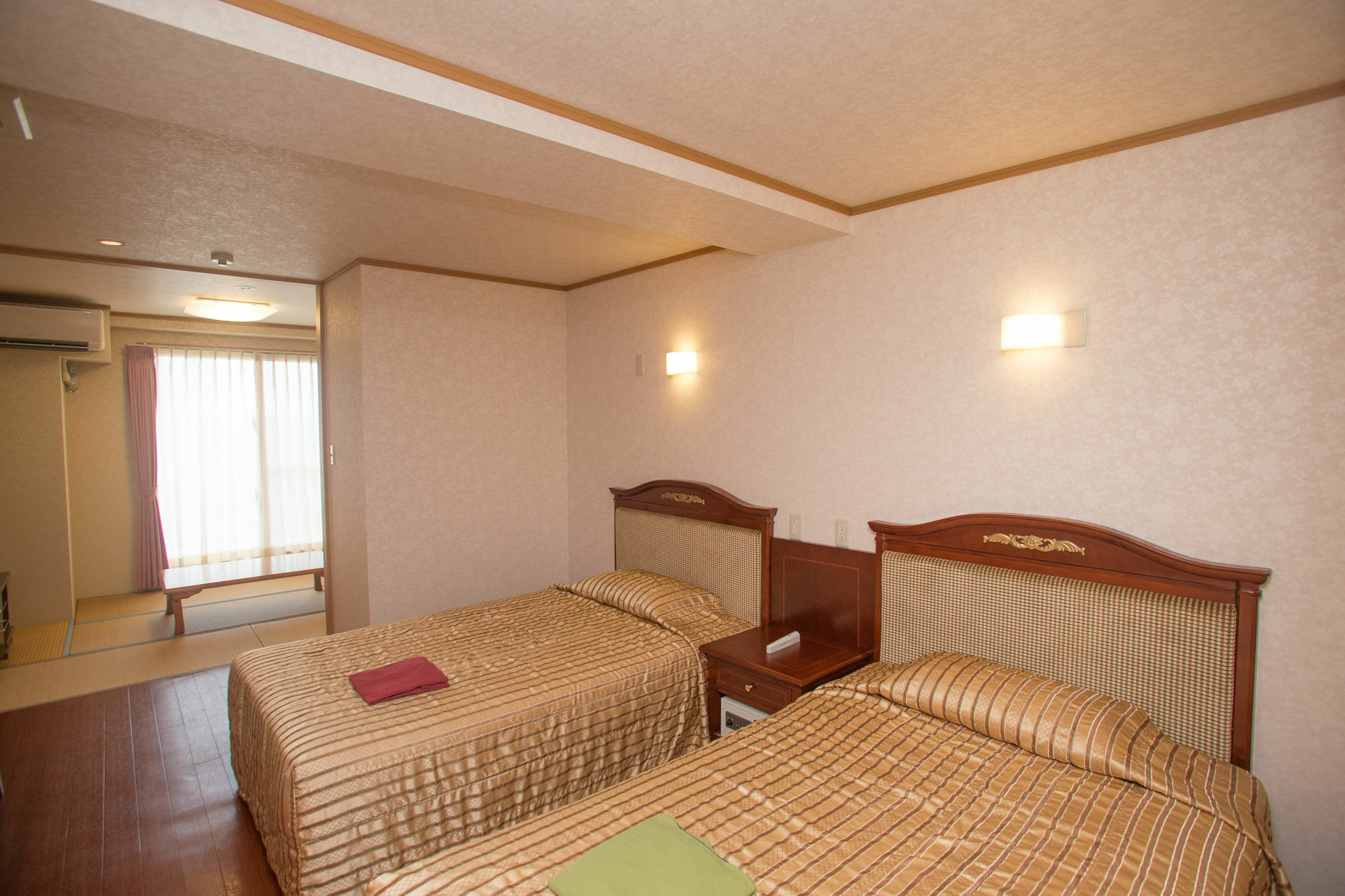 Hotel Castlevillage Miyakojima 外观 照片